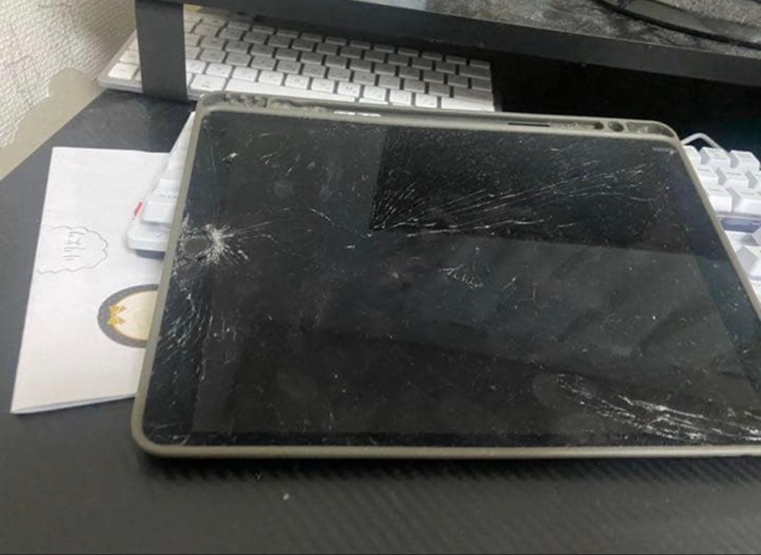 iPad Pro10.5インチ第1世代（A1701）ジャンク画面割れ