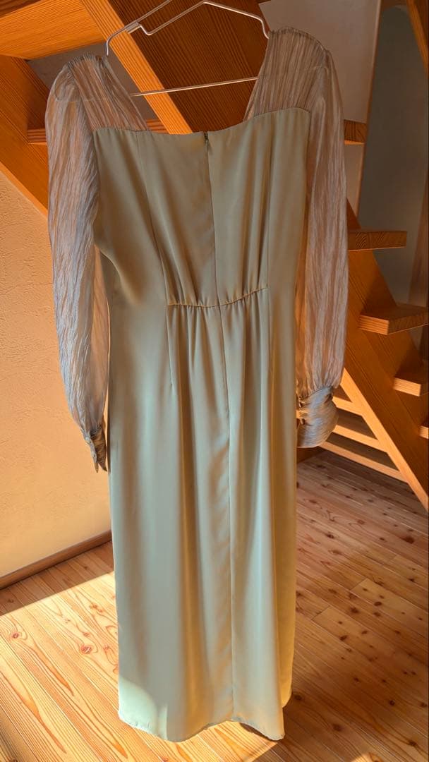 etoll ドレープデザインIラインドレス グリーン　長袖 結婚式