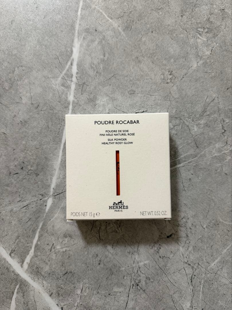 最終値下げHERMES ホリデー限定　プードル　ロカバール　（フェイスパウダー）