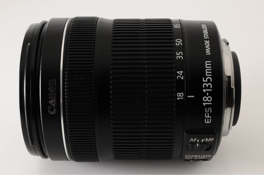 キャノン Canon EF-S 18-135mm f3.5-5.6 IS STM