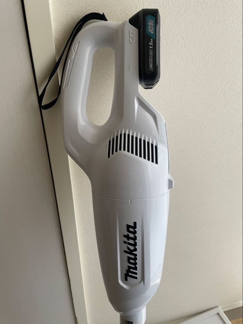 Makita CL108FD スティッククリーナー 本体　充電器付き