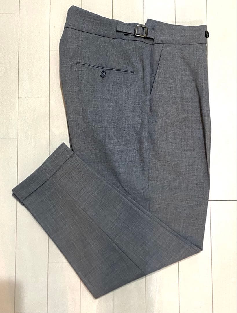 美品ベルウィッチ　スコッチ　46 グレー系 春夏　毛100% ダブル仕上げ