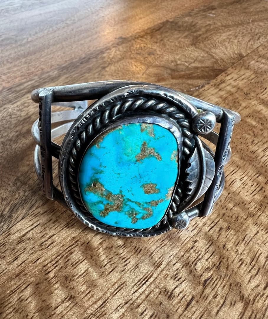 【ナバホ族】ヴィンテージ ターコイズ バングル インディアンジュエリー