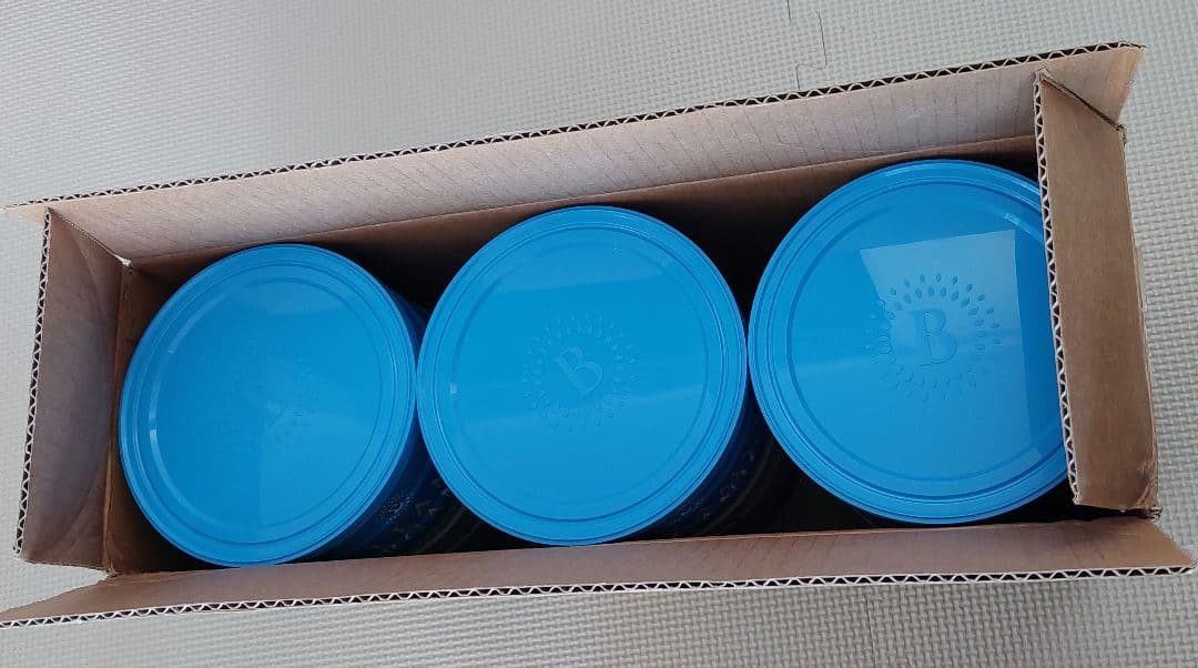 赤ちゃん安全のBellamysベラミーズ・オーガニック牛ミルク３缶