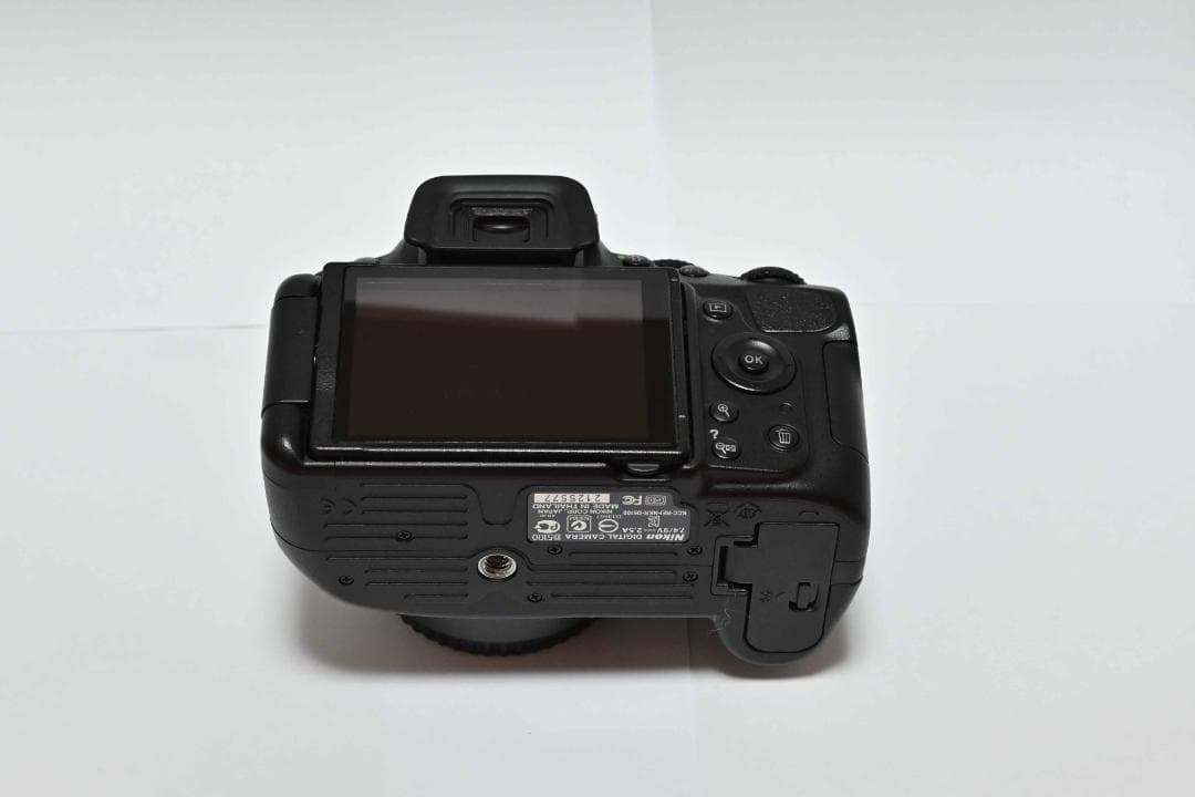 Nikon D5100 AF-S18-55㎜ 3.5-5.6G