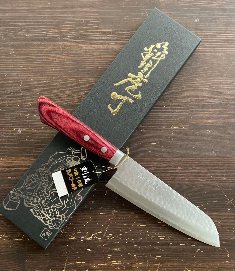 増谷刃物 訓平作 三徳包丁 VG10ステンレス 積層槌目 刻流 口金有 レッド柄