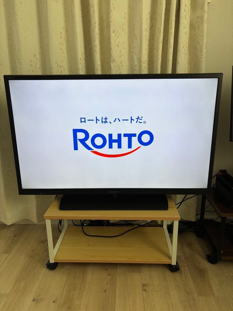 SHARP AQUOS 大型液晶テレビ ４０インチ