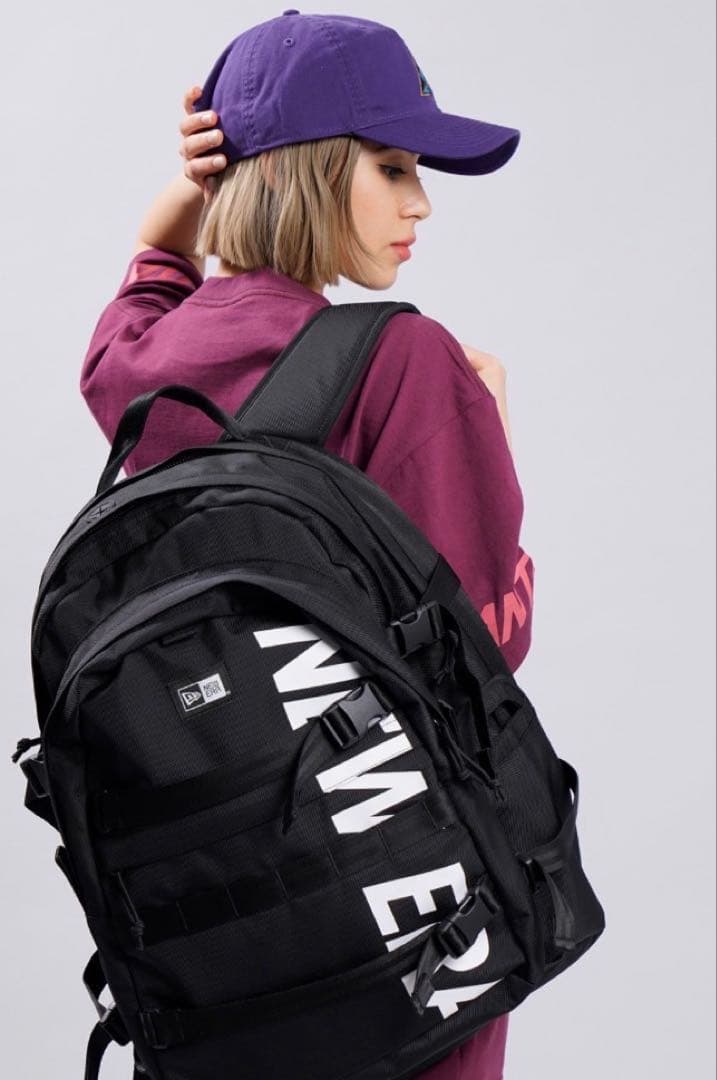 美品　NEW ERA ブラック バックパック
