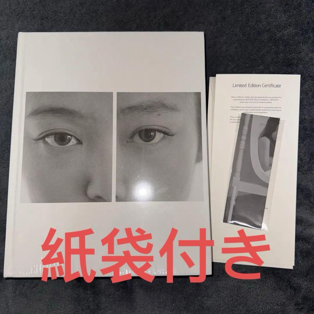 JENNIE ジェニ Photobook popup 代官山　フォトブック