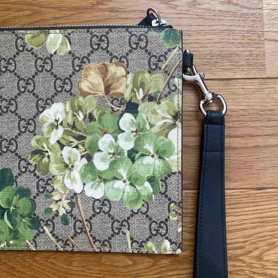 美品　GUCCI グッチ フローラルプリント クラッチバッグ 花柄