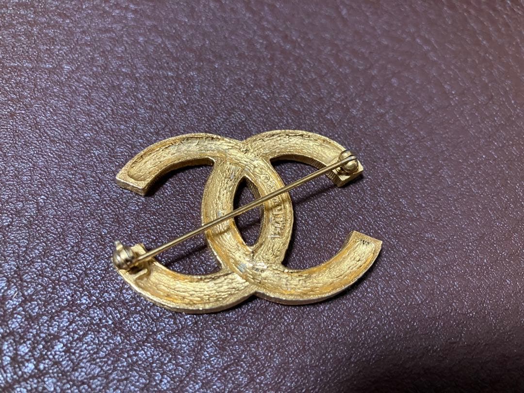 takashi　CHANEL ゴールド CCロゴ ブローチ