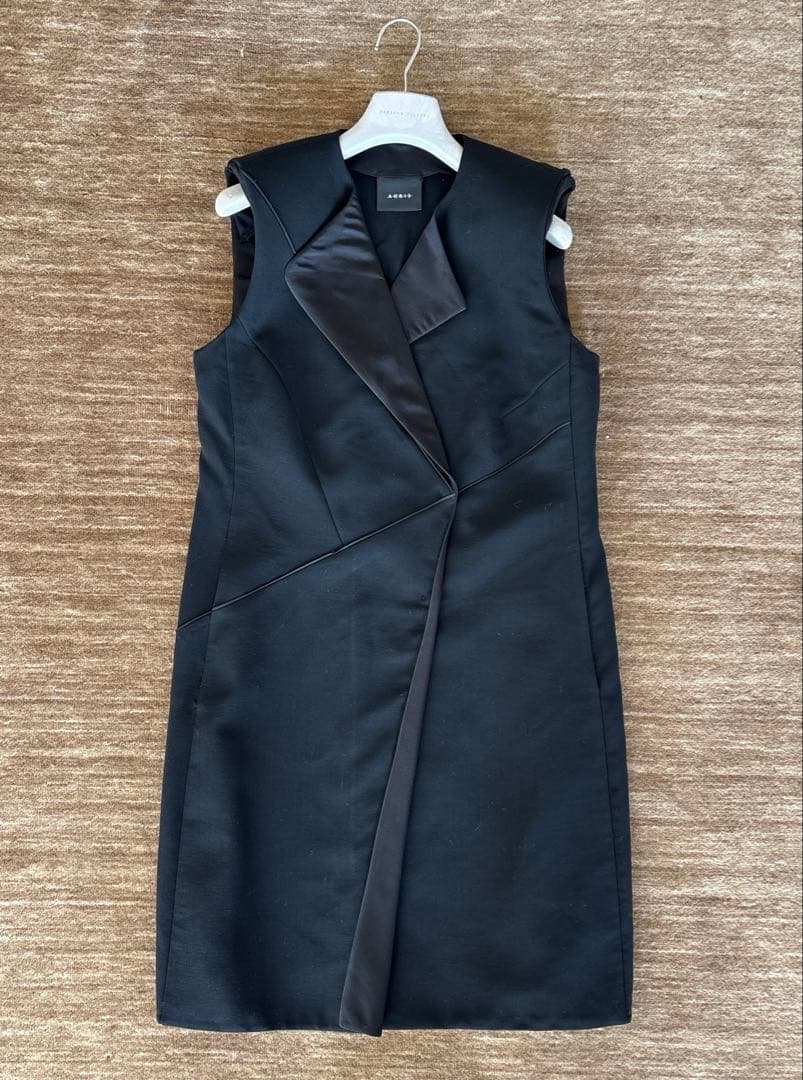 アクリス　AKRIS ブラック　ジレ