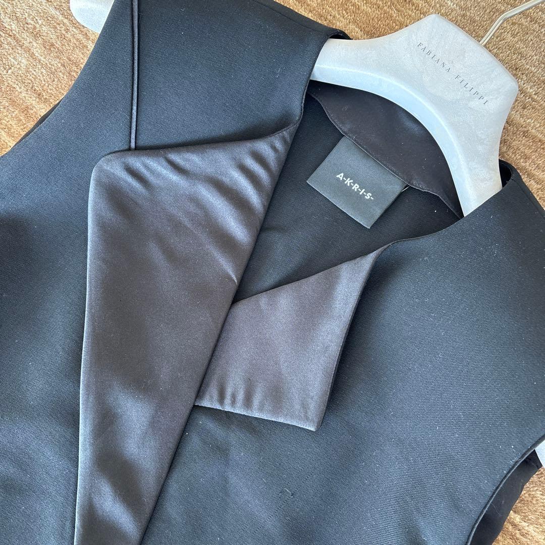 アクリス　AKRIS ブラック　ジレ