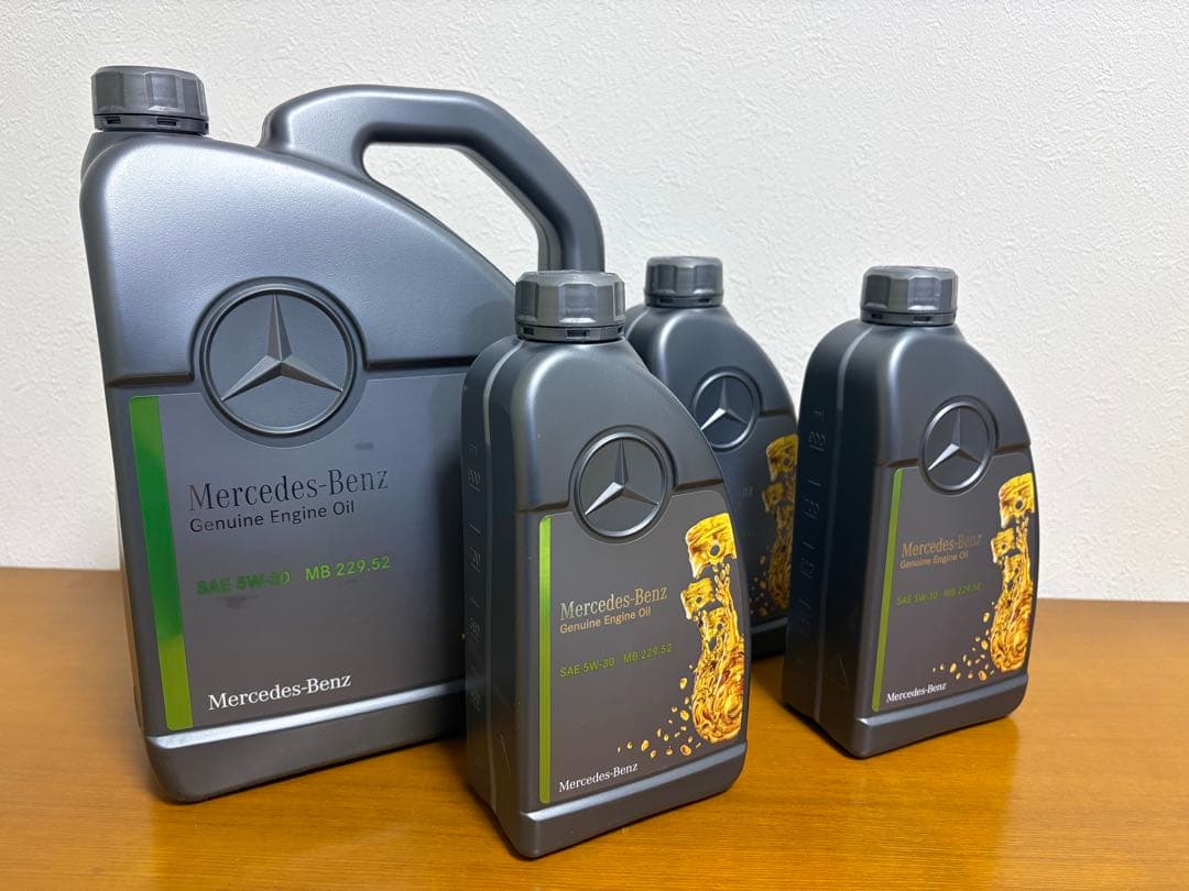 Mercedes-Benz エンジンオイル 5W-30 8Lセット