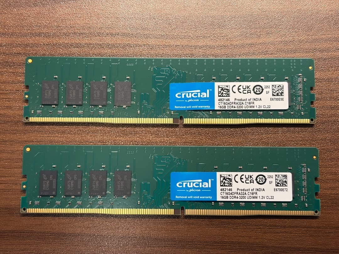 Crucial DDR4-3200 16GB 2枚組 (計32GB)