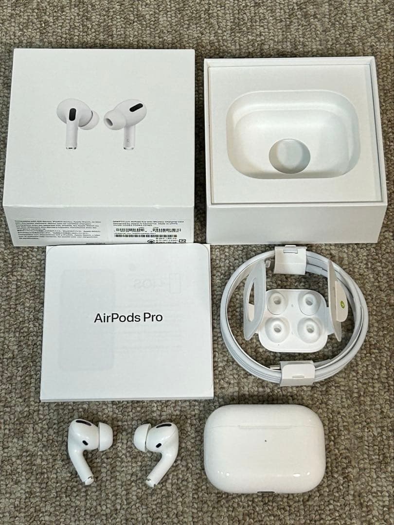 AirPods Pro 第一世代 イヤホン本体 充電ケース付き 動作確認済み