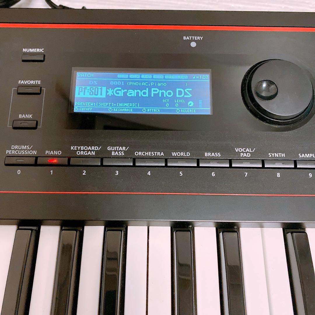 Roland JUNO-DS76 76鍵盤シンセサイザー ケース付き