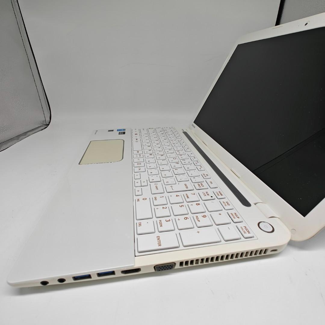 【東芝】T553 高速i7 SSD256GB 16GB ホワイト ノートPC