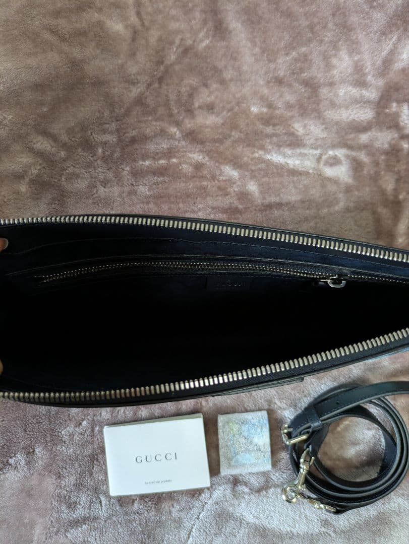 S*8様 GUCCI 花柄 クラッチバッグ A4対応