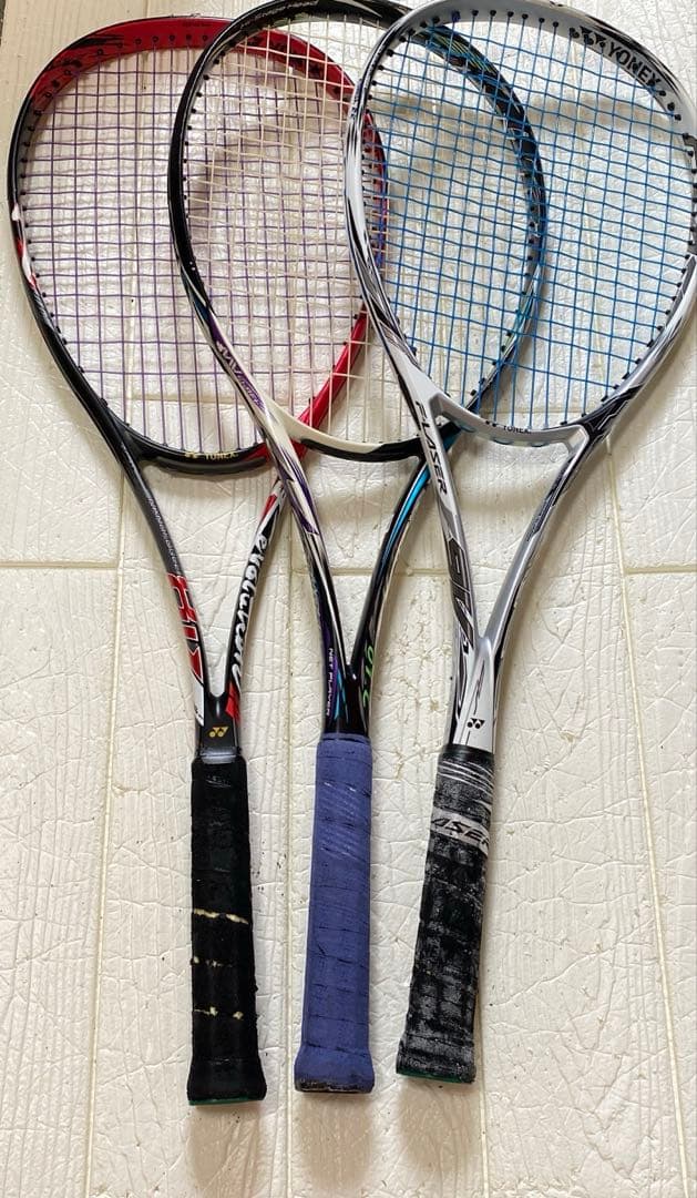 ソフトテニスラケット3本セット（ヨネックス2本ミズノ1本）前衛 軟式 空気入れ付