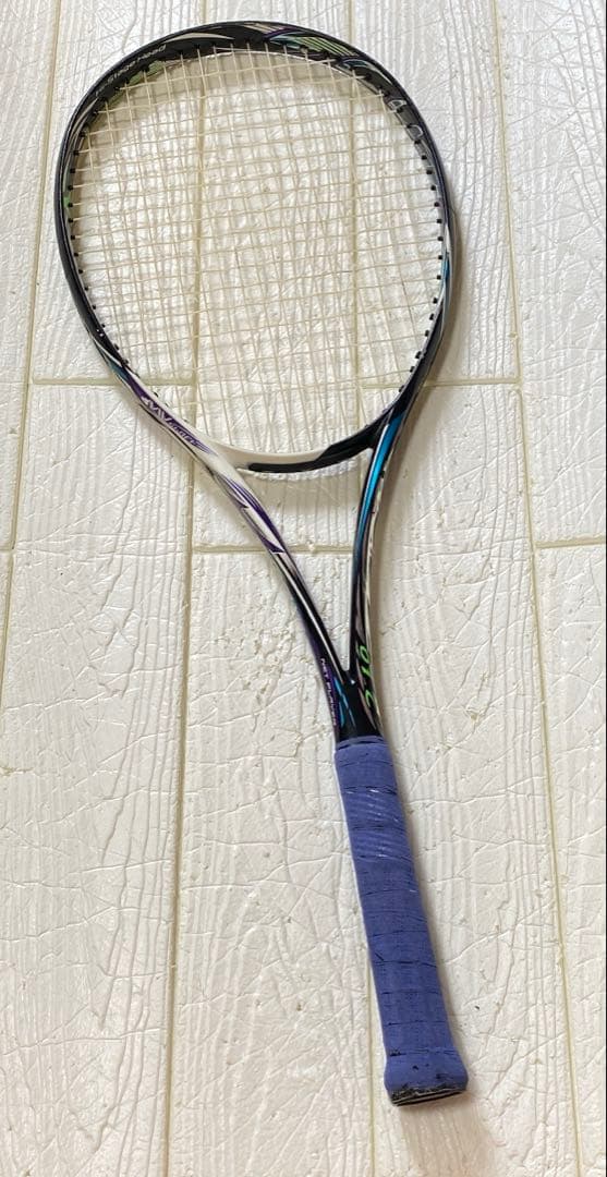 ソフトテニスラケット3本セット（ヨネックス2本ミズノ1本）前衛 軟式 空気入れ付