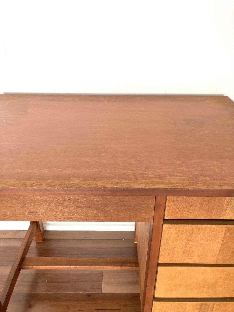 【メンテ済み】シンプルなデザインの木製机　片袖机　ビンテージ　昭和レトロ