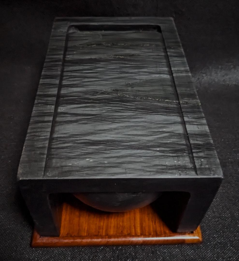 【まりちゃん】　　　◆硯２面（歙州太史硯／端渓硯八吋）