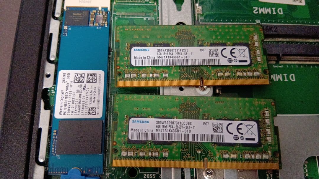 ThinkCentre M70q i3-10100T メモリ16GB