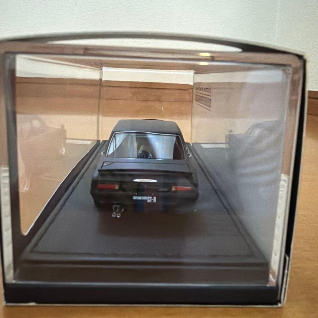 0610 スカイライン 2000 Black