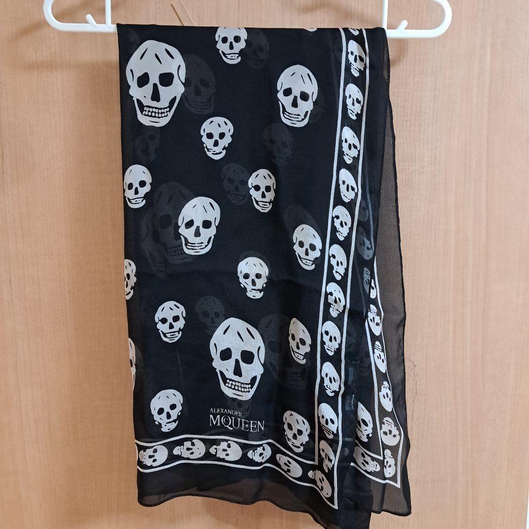 ALEXANDER MCQUEEN スカル柄　スカーフ