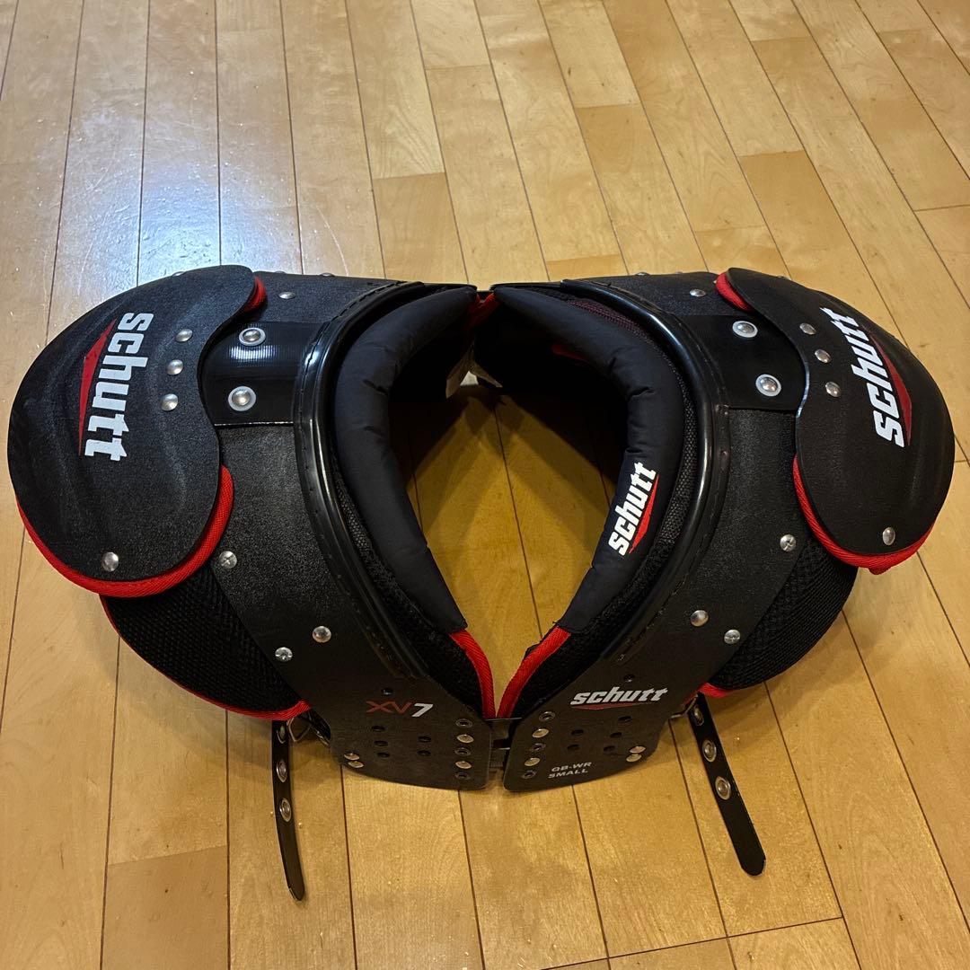 アメフト　ショルダー　schutt QB WR SMALL