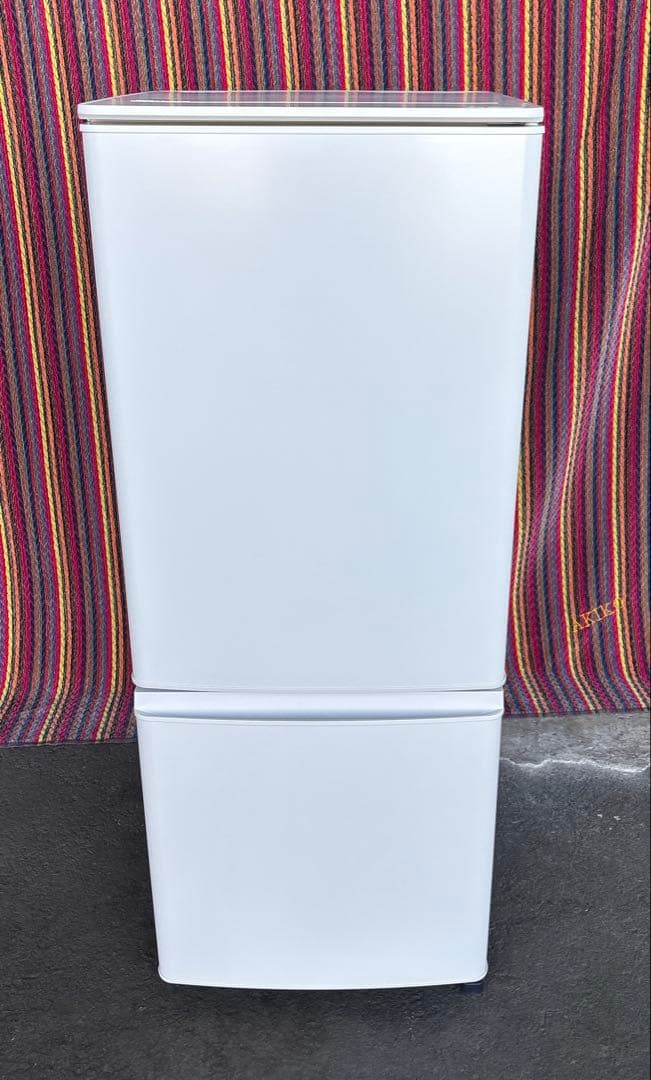 三菱 中古冷凍冷蔵庫146L2024年製 形名MR-P15J-W形