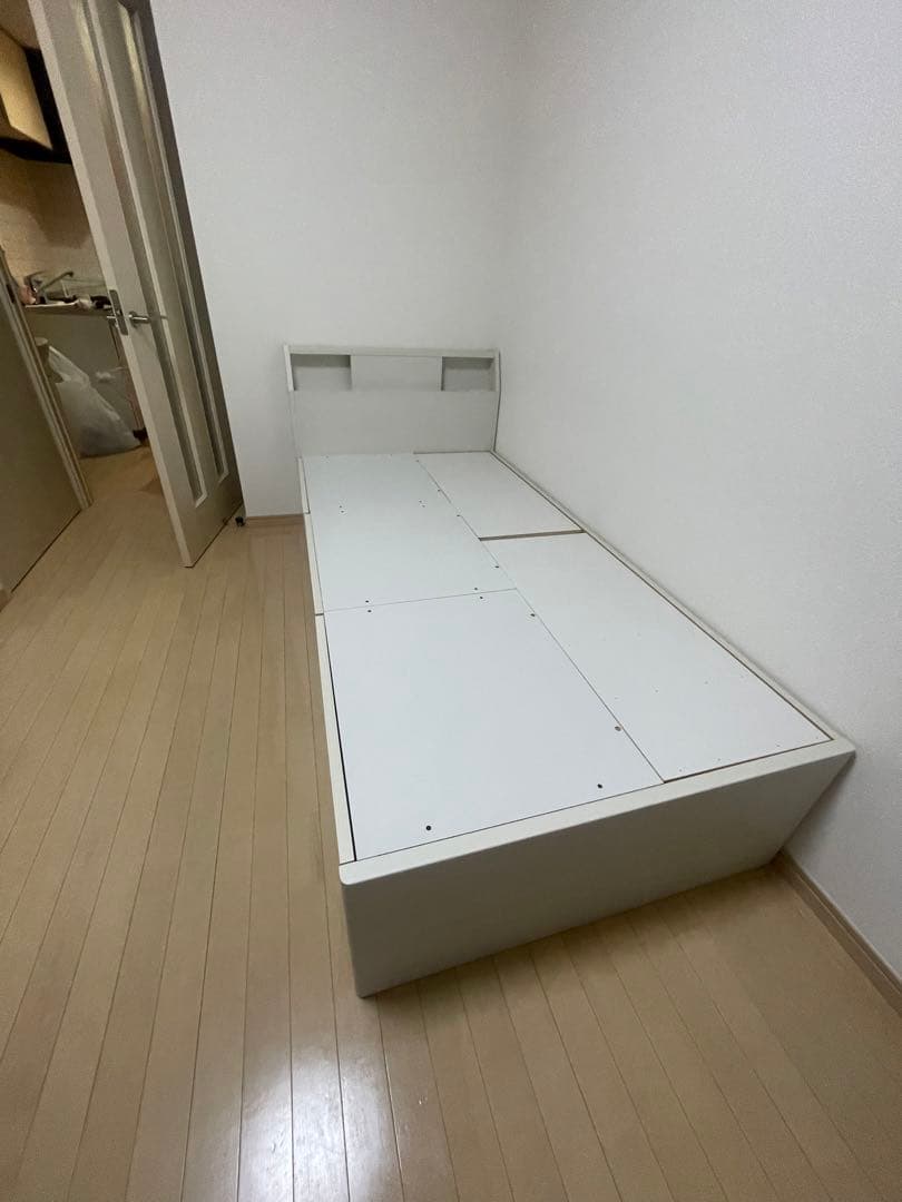 【引取限定】ベットフレーム　引出し　　ニトリ　葛飾区