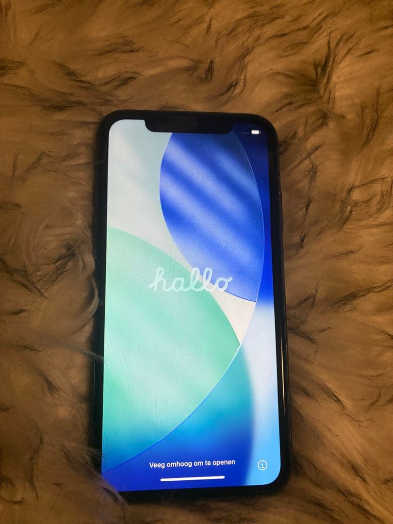 iPhone 11 ブラック 128GB SIMフリー バッテリー85%