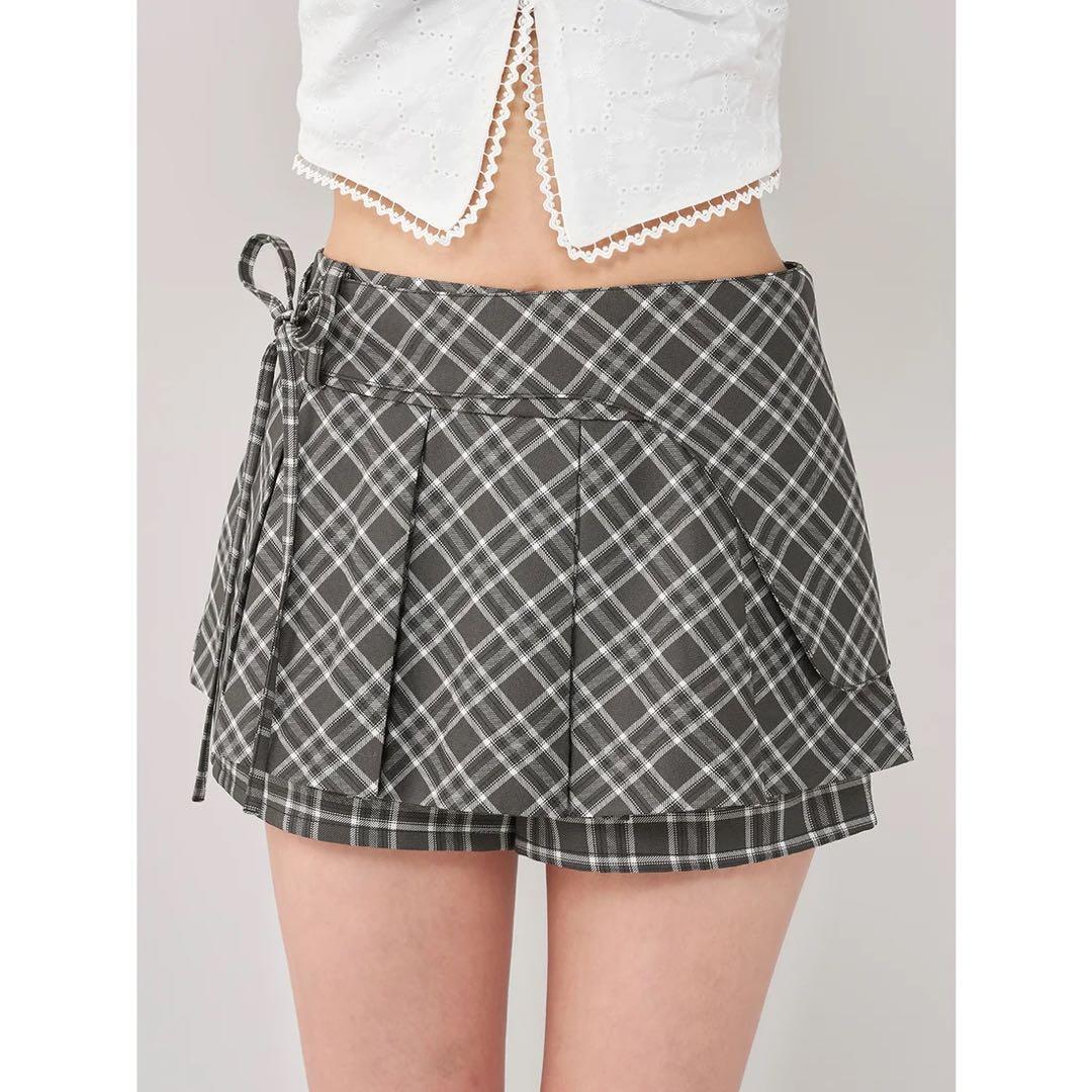新品タグ付き ダーリッチ チェックスカートライクショートパンツ S グレー