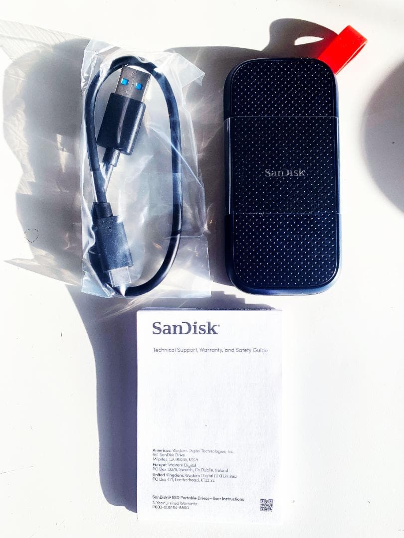 SanDisk 2TBポータブルSSD 外付けSSD