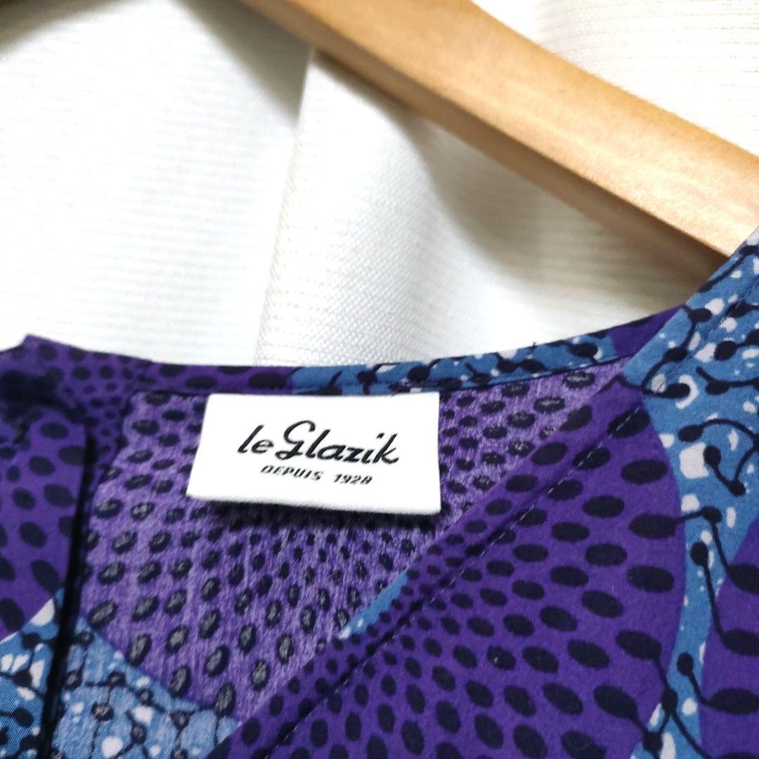 【未使用品】ルグラジック バティック Vネックフレアワンピース