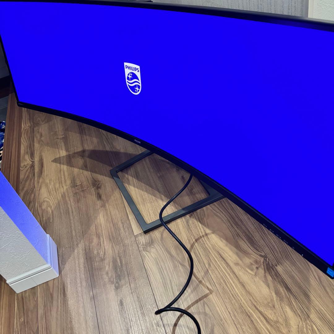 PHILIPS モニター　49インチ　湾曲モニター　超美品　ゲーミングモニター