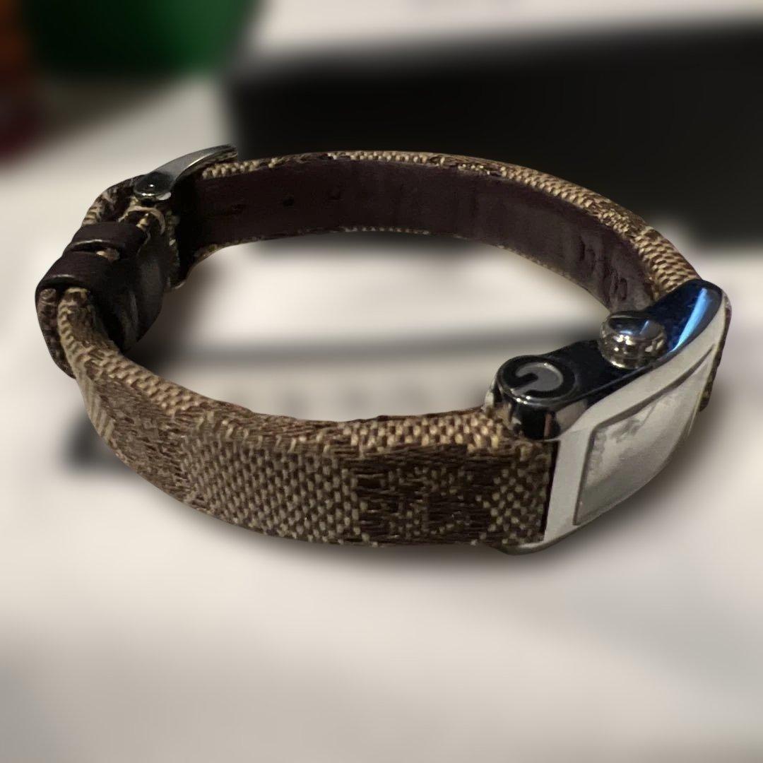 【美品・希少】GUCCI グッチ キャンバスベルト レディース 腕時計