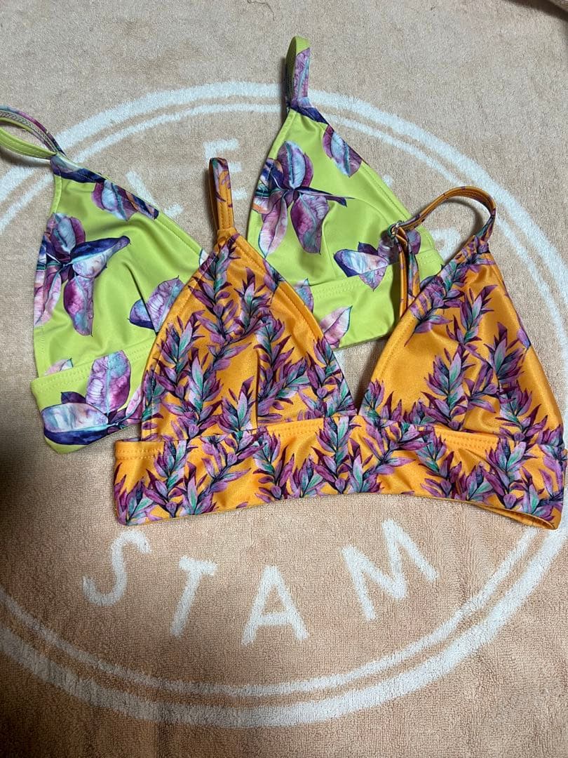 casiaトライアングルビキニ