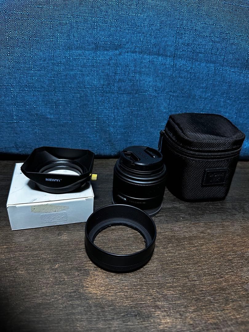 SIGMA 19mm F2.8 EX DN 角型フード付き　美品　Eマウント