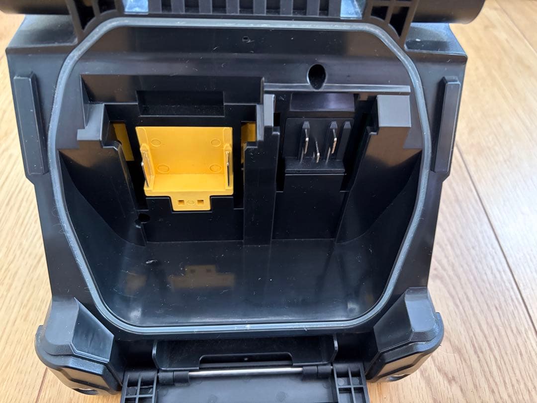 マキタ　MR200 ワイヤレススピーカー