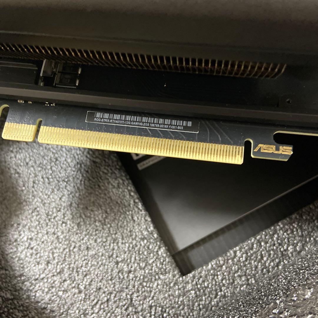 グラフィックボード・グラボ・ビデオカード ASUS ROG STRIX GAMING GeForce RTX 4070Ti