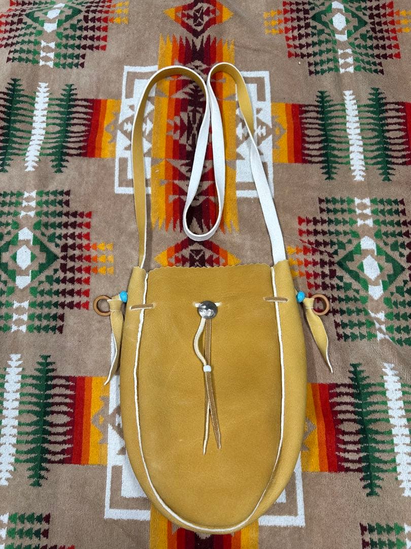 鹿革巾着ポーチ　スモーク