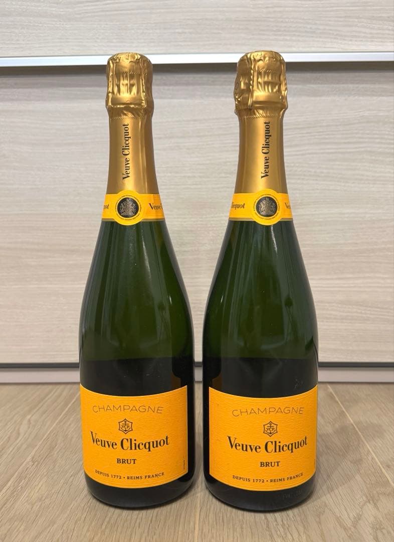 ヴーヴ・クリコ　イエロー　シャンパン 750ml