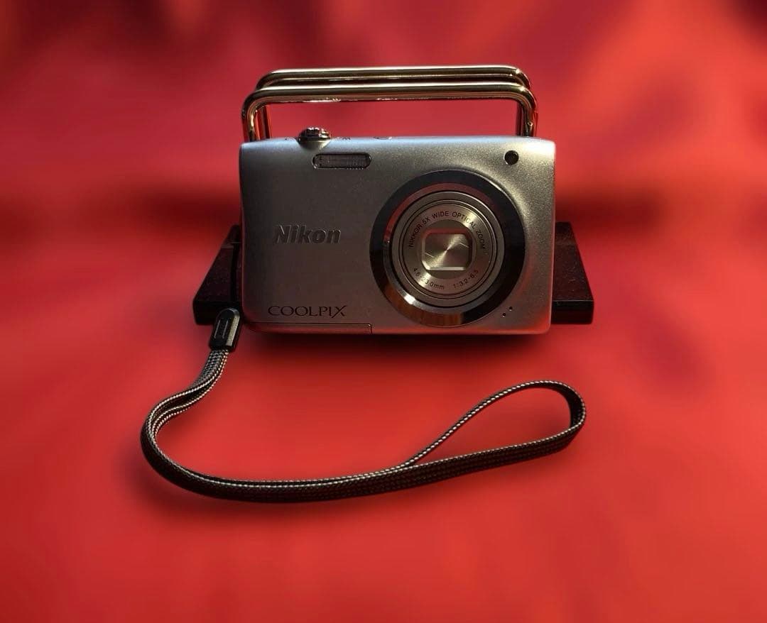 ニコン　COOLPIX A100