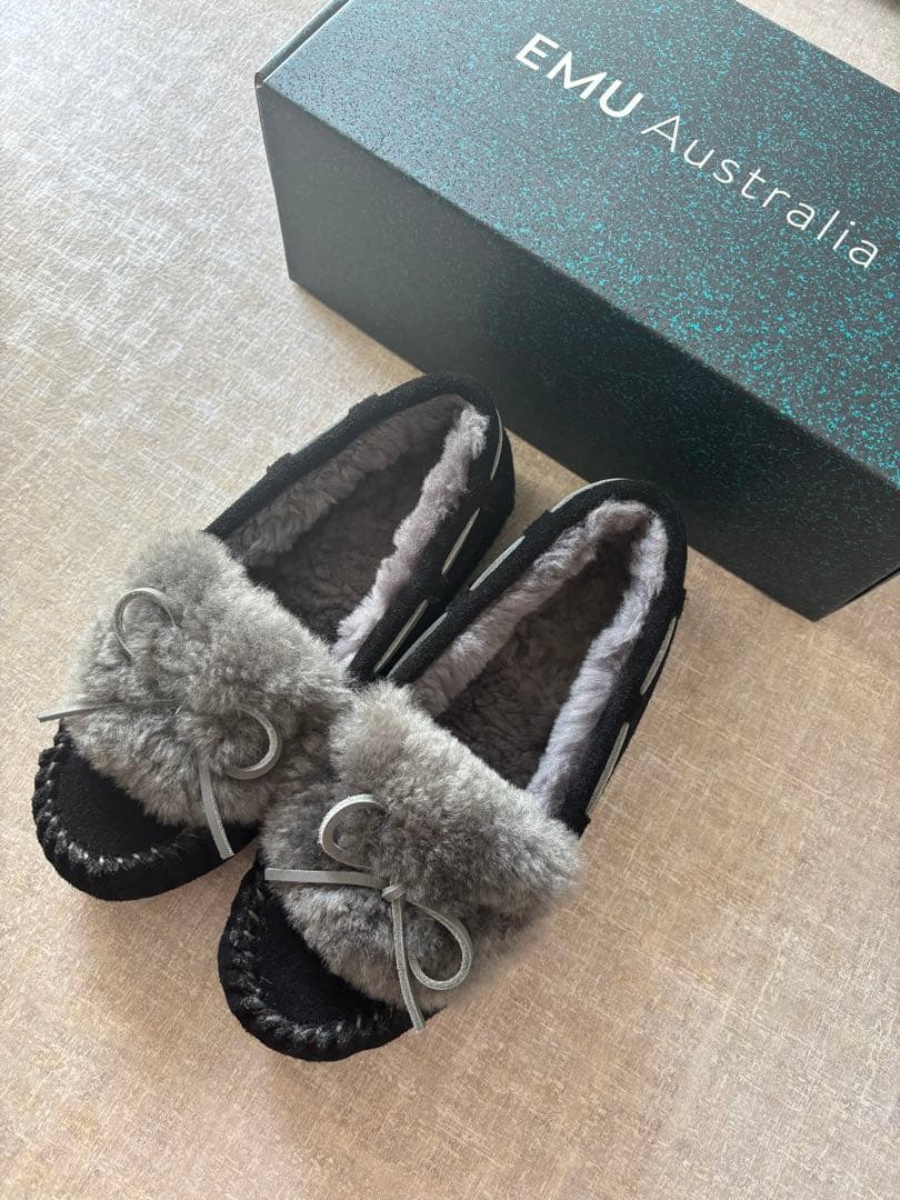 W7サイズ／EMU Amity Cuff モカシン　ブラック