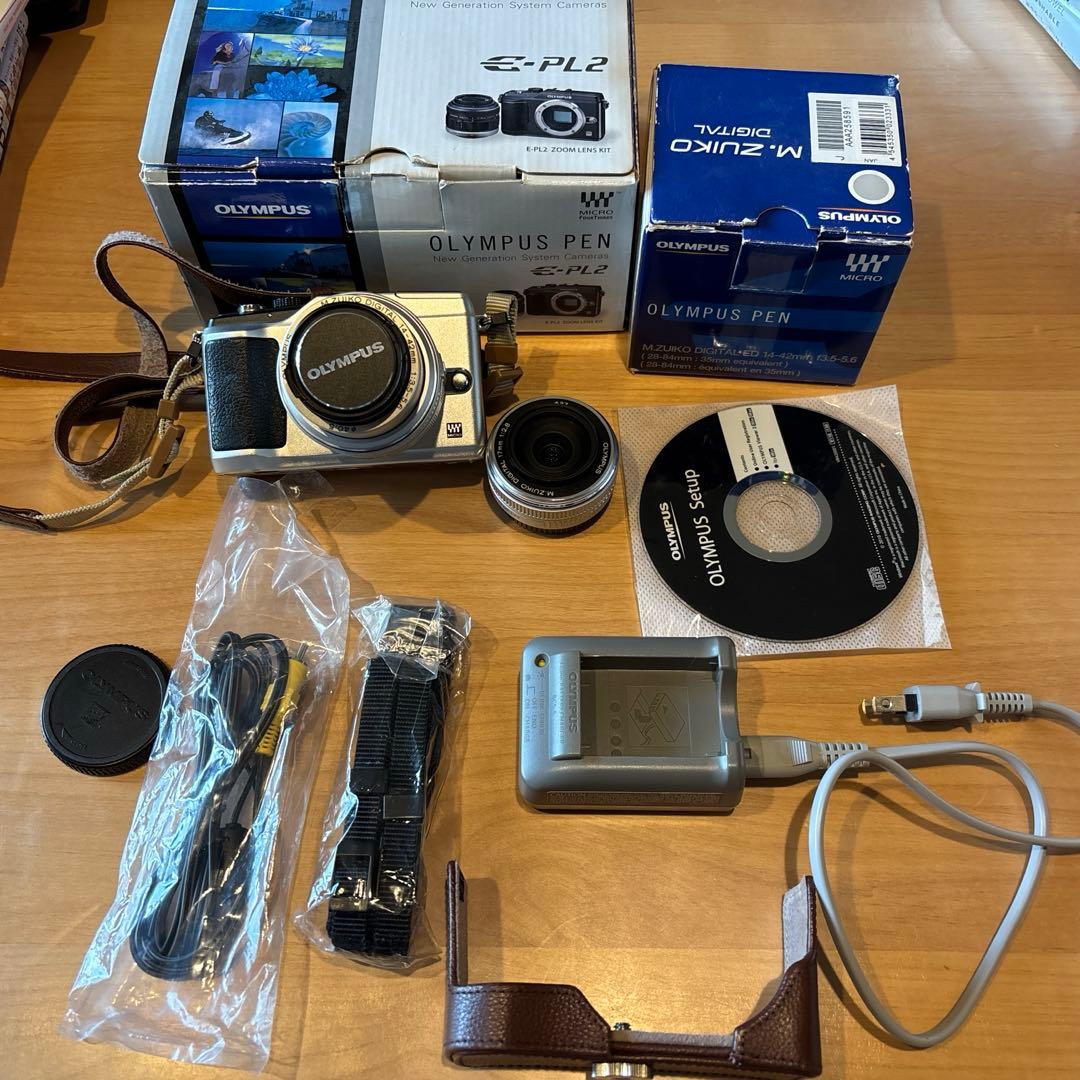 Olympus PEN E-PL2本体、標準14-42mm＋17mmパンケーキ