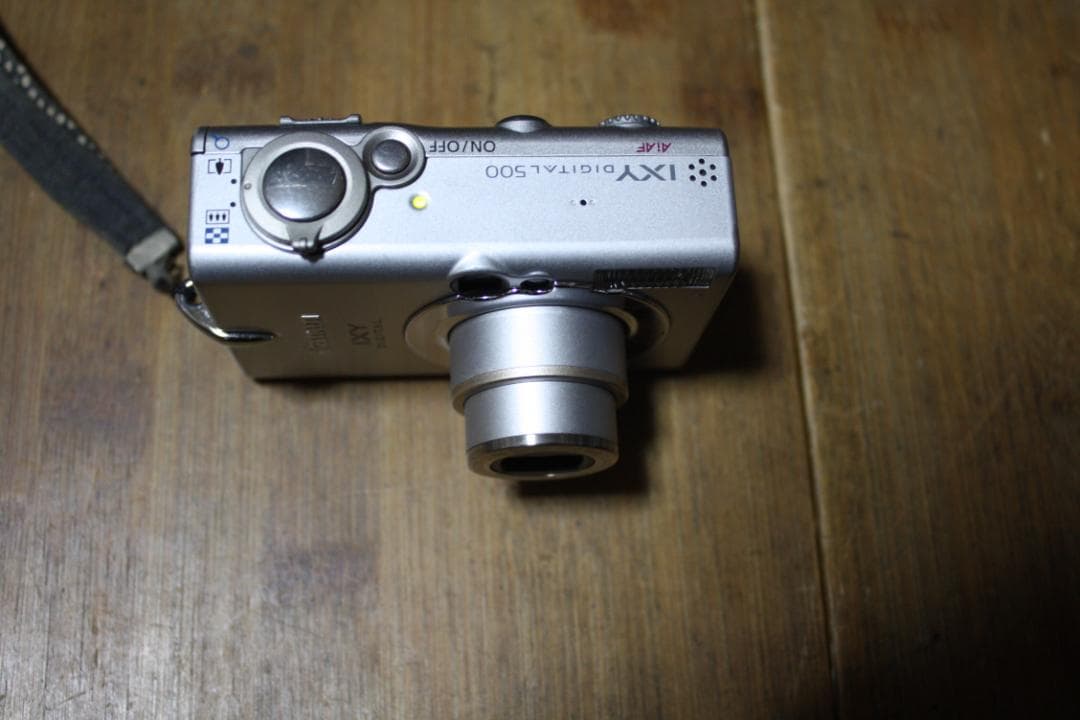 CANON IXY 5.0 デジタルカメラ　メガピクセル　シルバー　動作品　美品