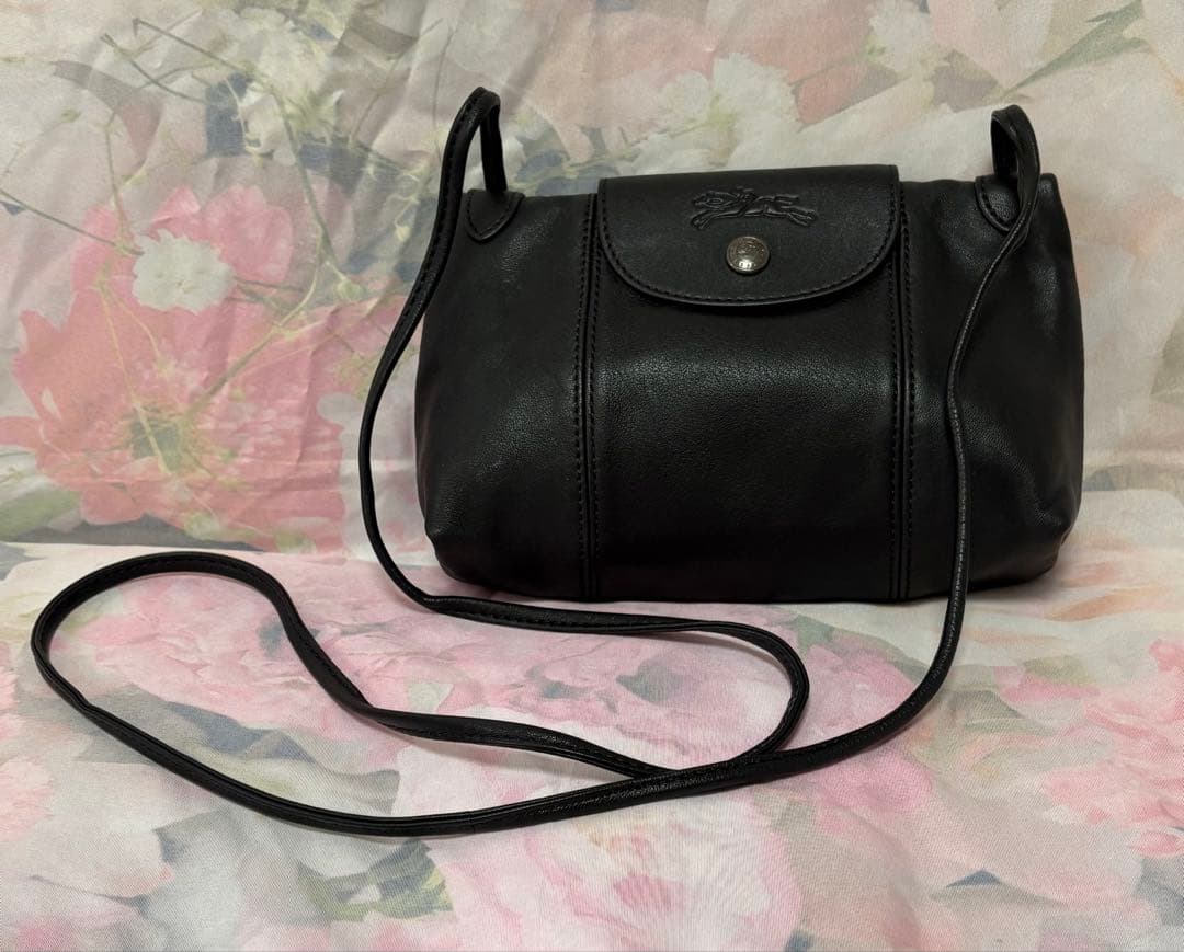 ロンシャン　ル　プリアージュ　キュイール　ショルダーバッグ　ポシェット